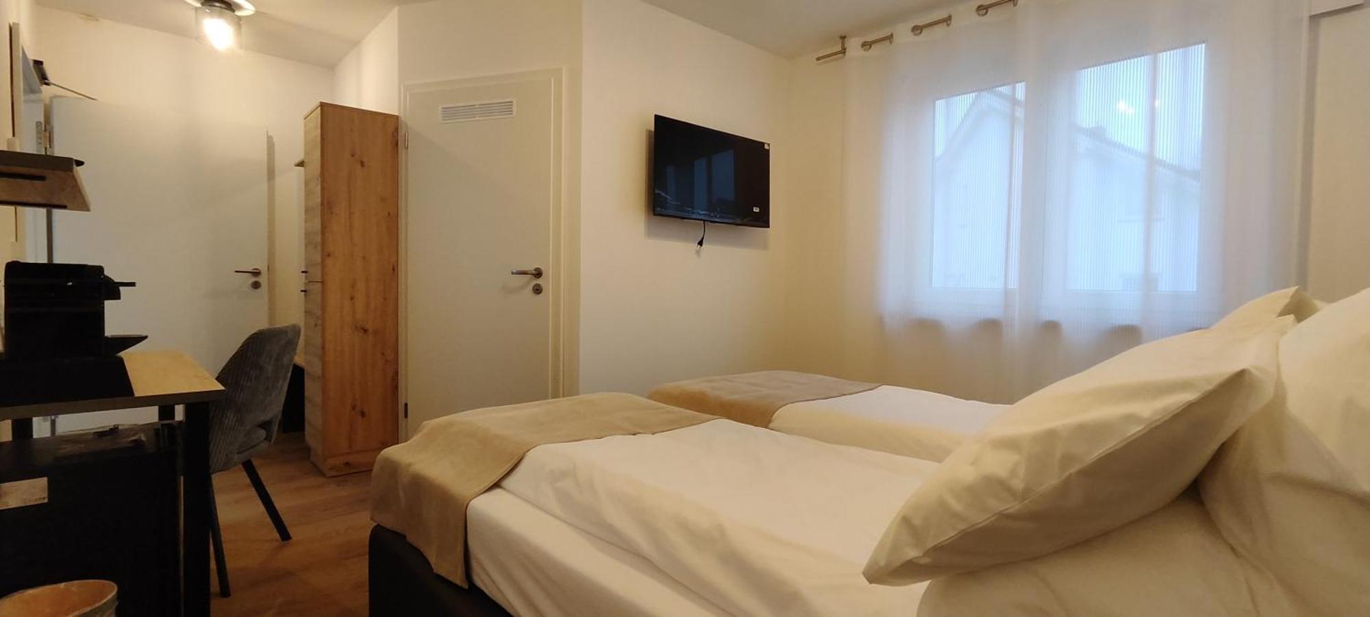 Apartments Seibel Doppel-Zweibettzimmer Mit Bad Reutlingen Exterior foto
