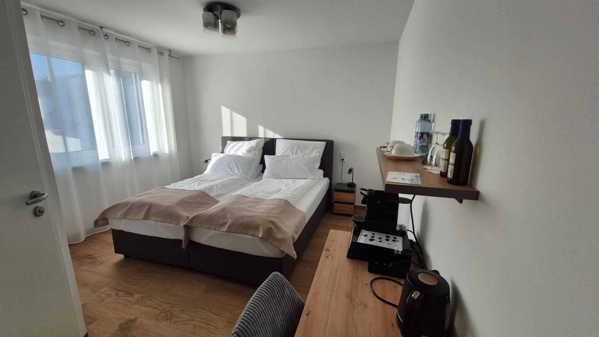 Apartments Seibel Doppel-Zweibettzimmer Mit Bad Reutlingen Exterior foto